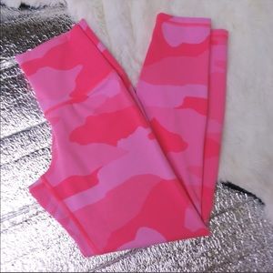 Pink camo leggings from aerie